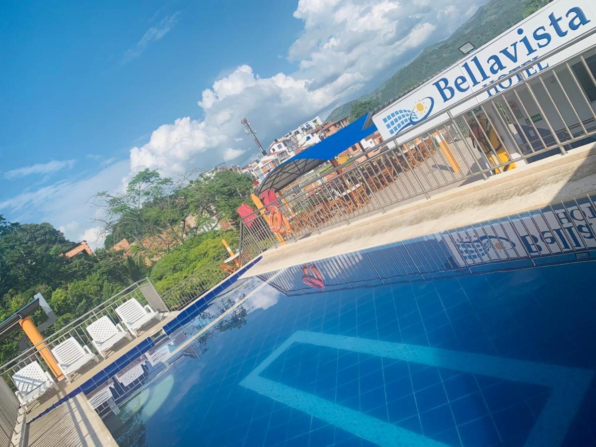 Hotel Bellavista Premium Villeta Exterior photo